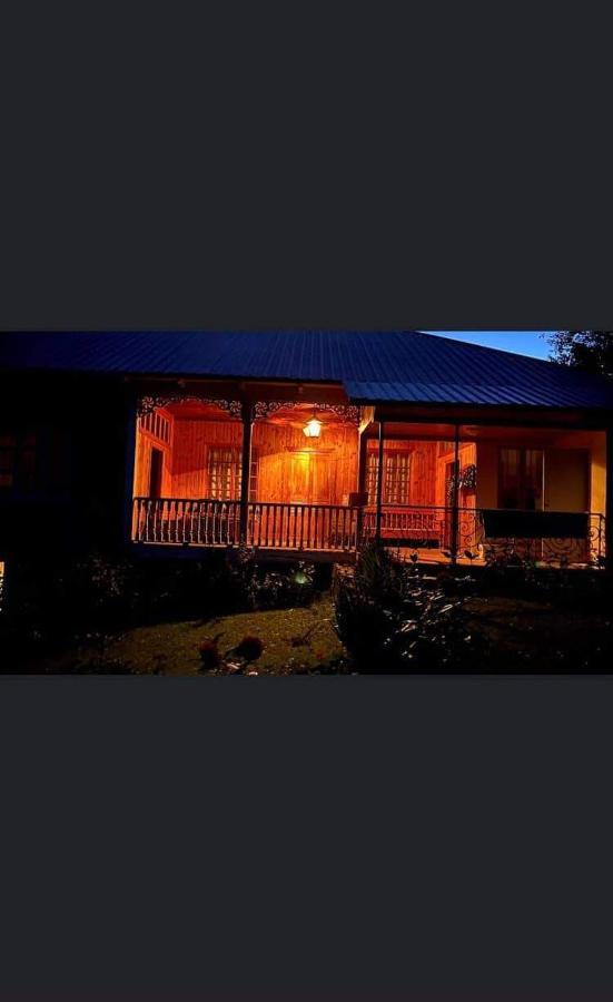 Guest House Lailashi Surmushi Экстерьер фото