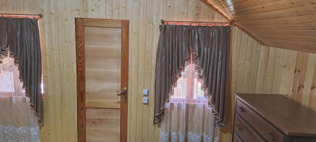 Guest House Lailashi Surmushi Экстерьер фото